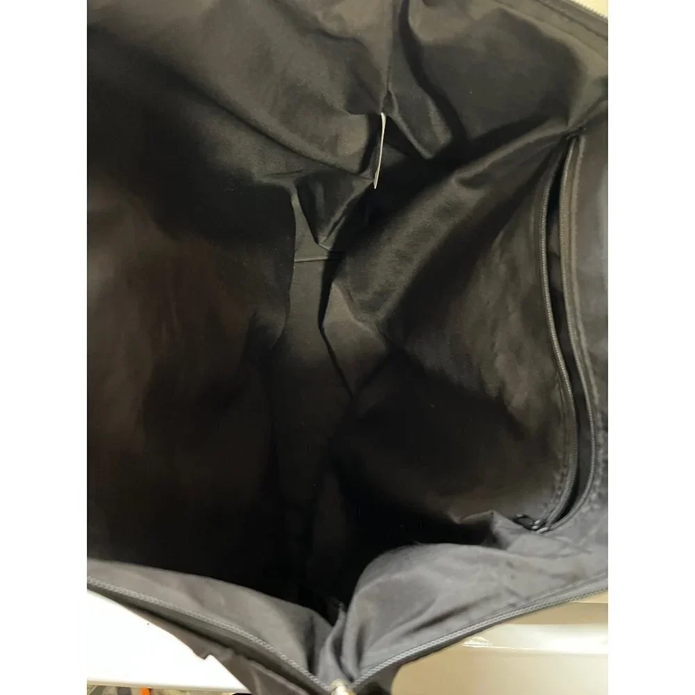 Travel tote bag